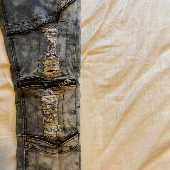 Jeans - Picture 3 of 6